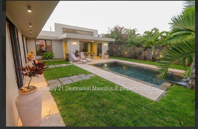 Elegant Furnished Villa for Long-Term Rental 