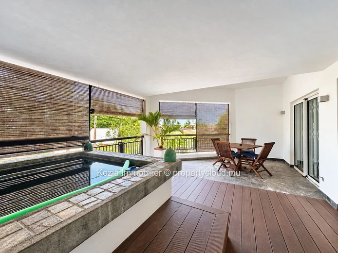 Appartement Avec Terrasse Et Jacuzzi À Proximité De La Plage