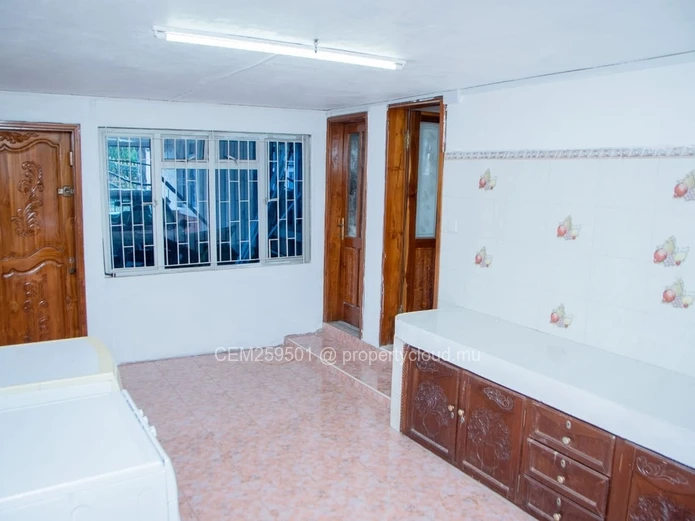 Maison à vendre à Vieux Quatre Bornes 