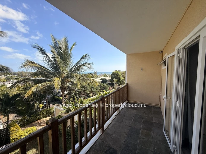 Appartement meublé 120 m² à louer à long-terme à Rivière Noire - Vue Magnifique Montagnes et Mer - Accès à la piscine...