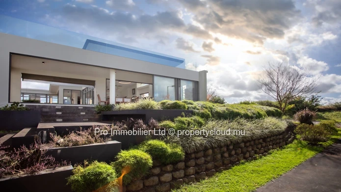 Exceptional Golf Estate Villa for Sale , Avalon, Mauritius.