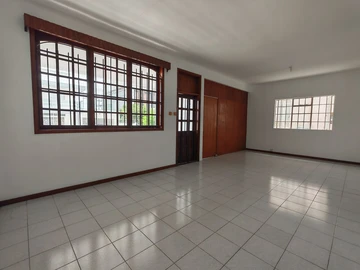 7 Bedroom House