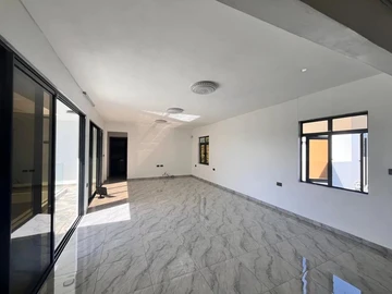 5 Bedroom Apartment