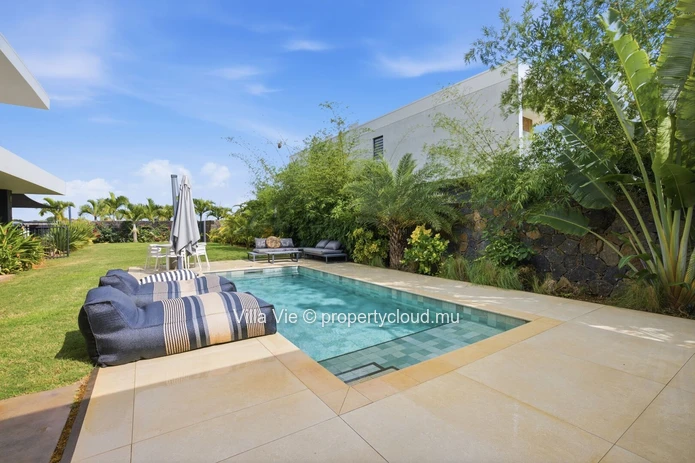 Bois Chandelle – Contemporary 4-Bedroom House