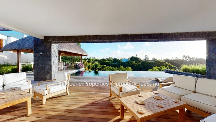 Villa for sale at Azuri.