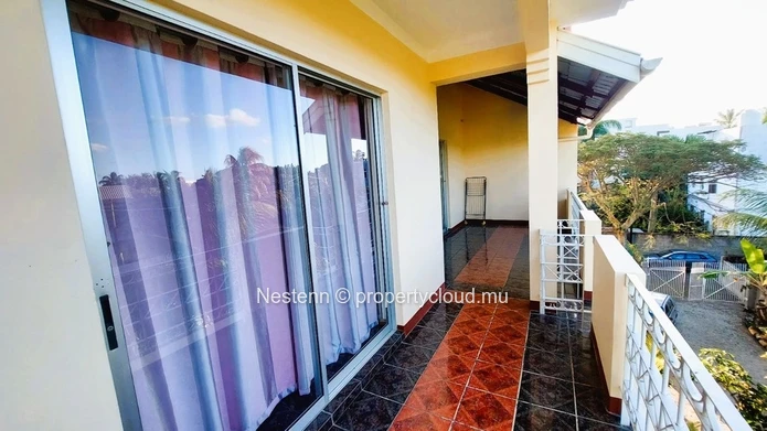 Spacieux appartement traditionnel avec 2 chambres