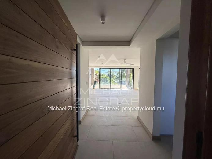 Exceptional Duplex in Pointe aux Canonniers