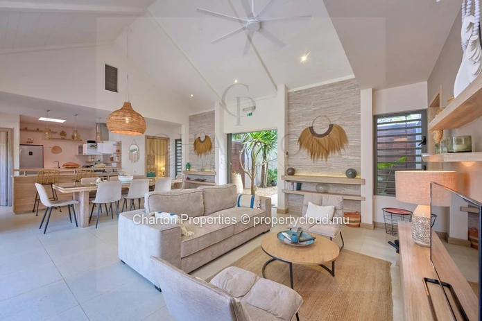 Luxury 3-bedroom villa with a private pool just minutes from Grand Baie