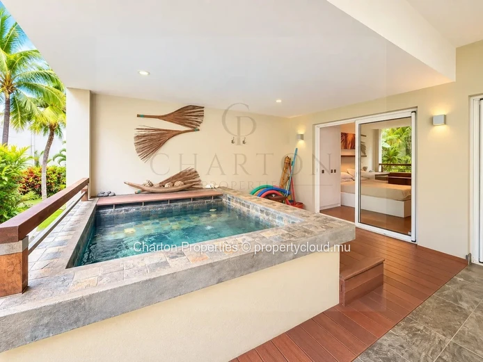 Appartement deux chambres avec terrasse et piscine privative à Bain-Bœuf