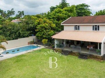 7 Bedroom House