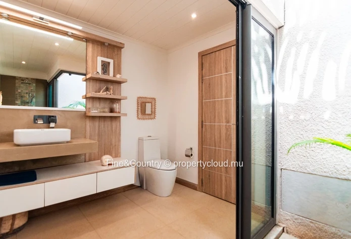 For Sale: Stunning Home in Clos du Littoral