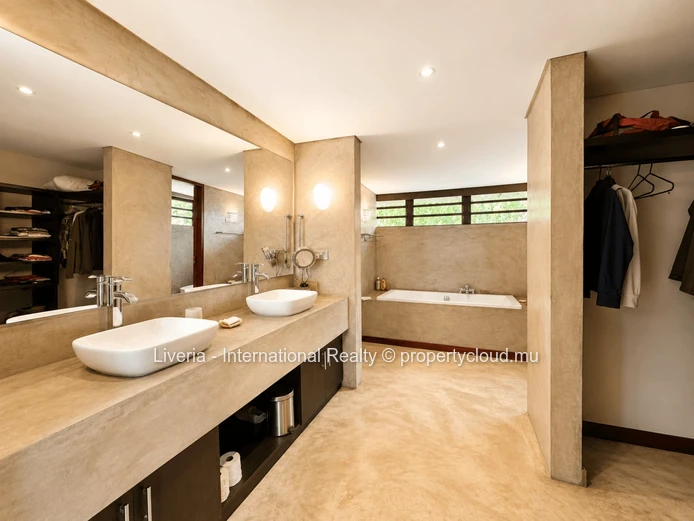 Coastal living in an established estate