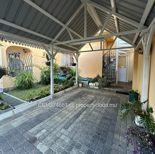 2-Bedroom Apartment for Rent – Curepipe