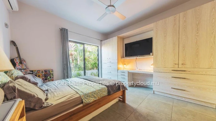 Exquisite furnished modern RES villa in the heart of Tamarin