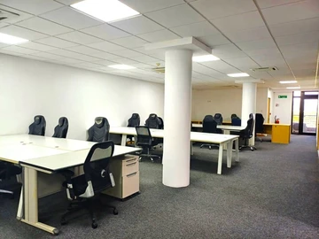 5 Bedroom Office