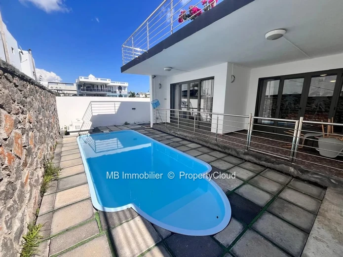 Immeuble comprenant 4 appartements à vendre - Mont Choisy