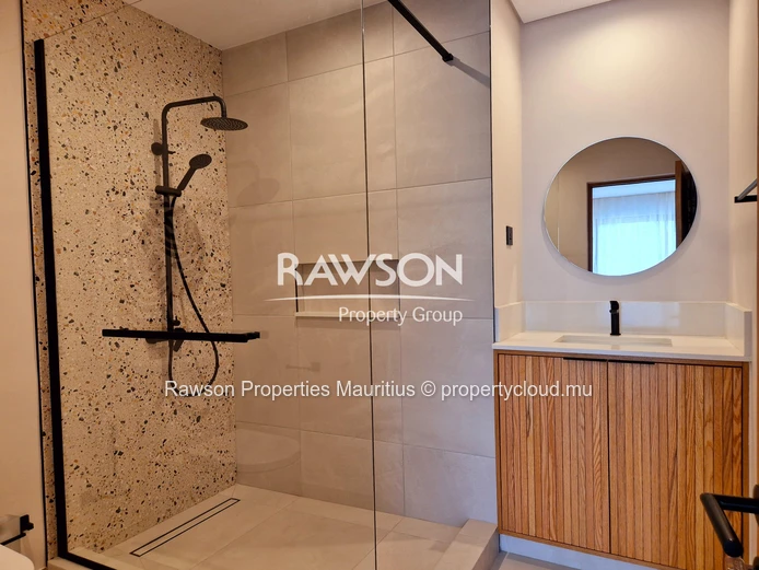 3 Bedroom Duplex For Sale in Tamarin