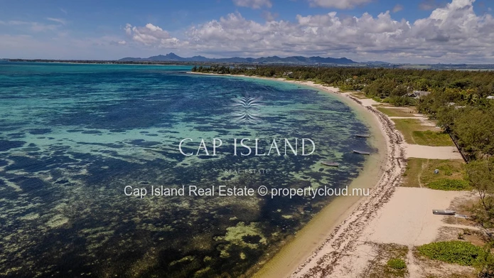 Appartement 3 chambres en première ligne pieds dans l’eau