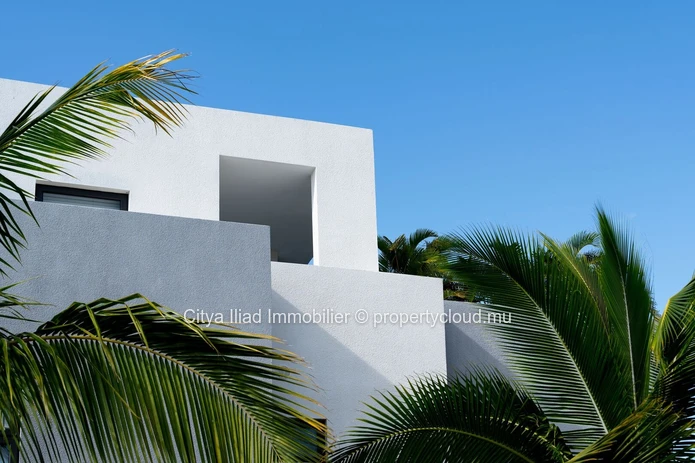 "Stunning 3 Bedroom Apartment with Communal Pool and Sea Views in St Antoine - Only Rs 26,5M!"