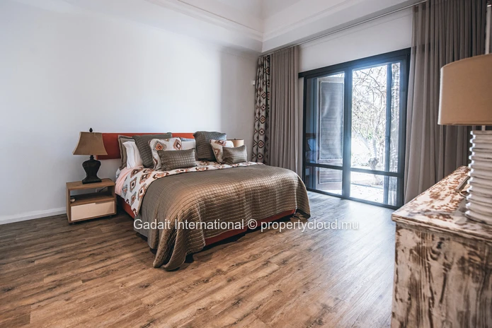 Villa à vendre à Tamarina Golf Estate – 4 chambres, vue golf à Tamarin, Île Maurice
