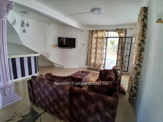 Péreybère – Ground Floor Apartment With Pool In A Sought-After Neighborhood