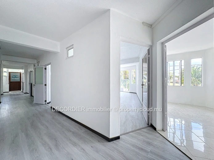 À Louer - Bureaux - Grand Baie (Mandat exclusif)