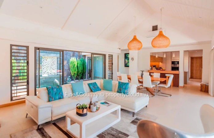 For Sale: Stunning Home in Clos du Littoral