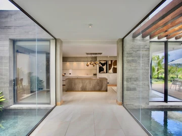 5 Bedroom Villa
