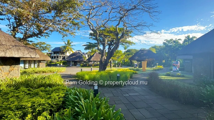 Appartement 2 Chambres avec Vue Mer à Vendre à Anahita Golf Resort, Île Maurice | Piscine Privative & Golf