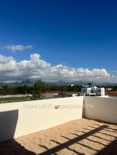 New Villa For Sale In Balaclava