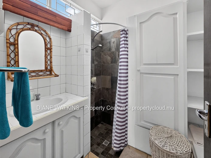 Villa 5 chambres avec piscine privée à vendre à Grand Gaube