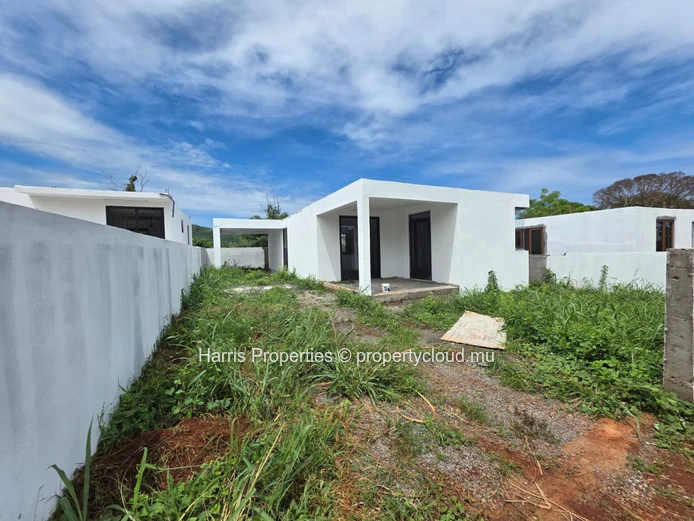 Opportunité d’investissement : Villas individuelles off-plan à Khoyratty