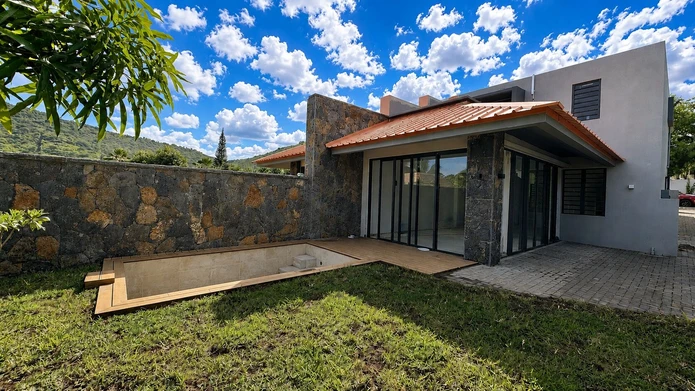 Contemporary 3-Bed Duplex with La Tourelle Views for Sale in Black River 