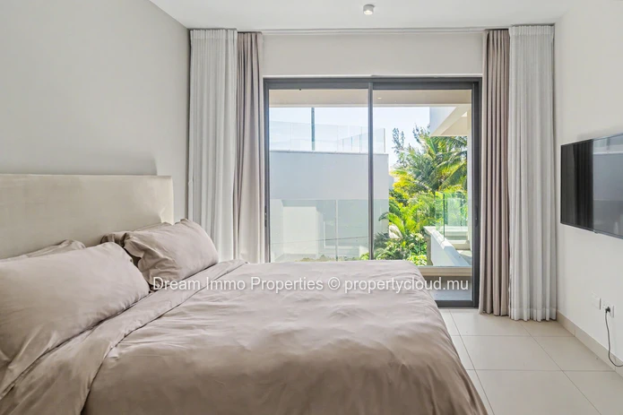 3-bedroom beachfront duplex with private pool and private rooftop in Grand Gaube – Mauritius