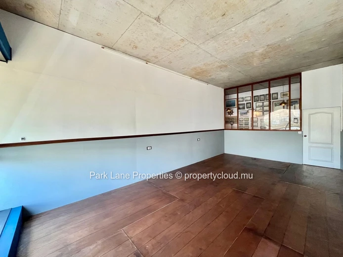 Prime Office Space Available in Ebene 