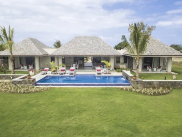4 Bedroom Villa