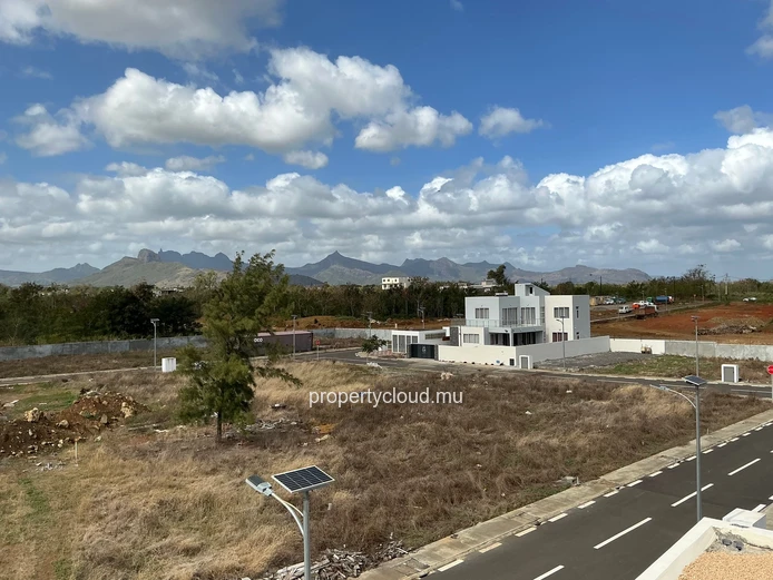 Villa Contemporaine 2026 de 270 m² sur 9.5 Perches | Rooftop Vue Montagne & Piscine Privée | Proche Balaclava & 7 km ...