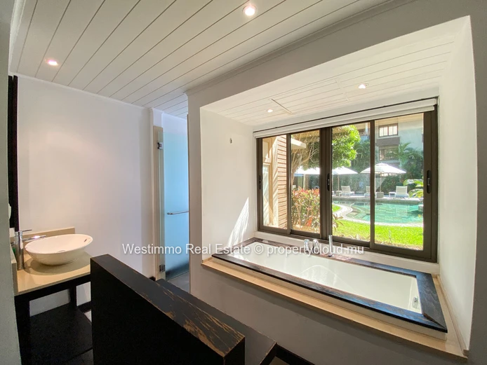 Pereybere - For Rent Superb Ground Floor Apartment in a sought-after residence