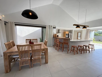4 Bedroom Villa