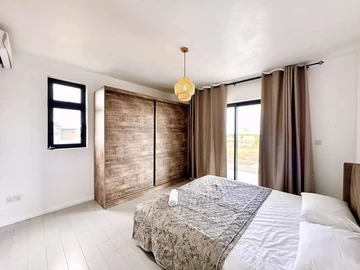 4 Bedroom Villa