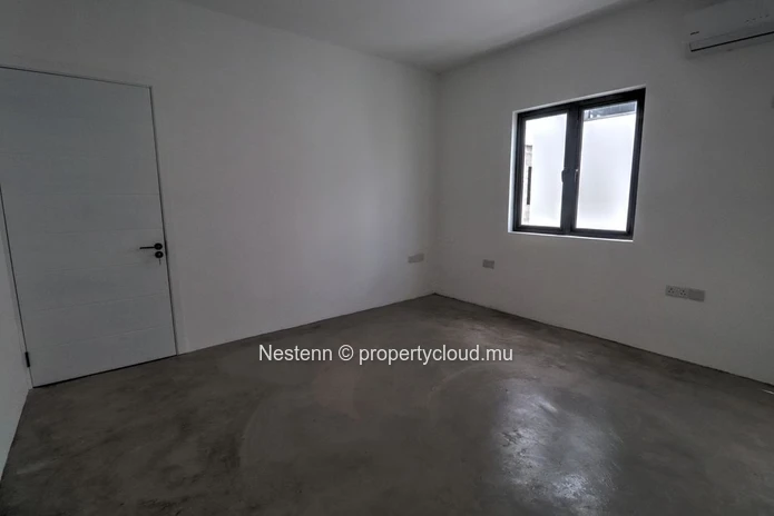 Maison moderne neuve de 3 chambres avec piscine à Fond du Sac, tout près de Grand Baie