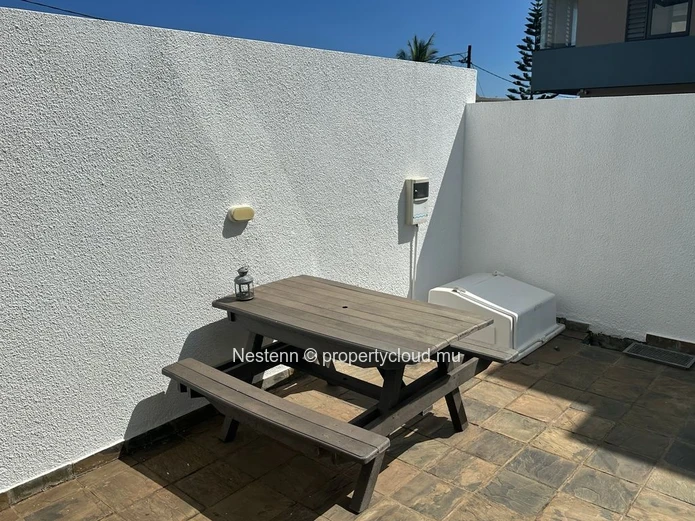 Modern 3-bedroom duplex with private pool 