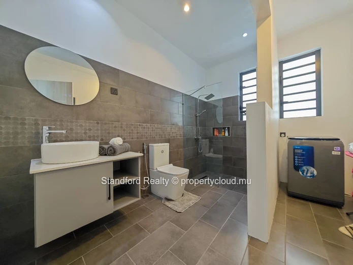 Villa Moderne de 3 Chambres Près du Spot de Kitesurf – La Gaulette, Maurice