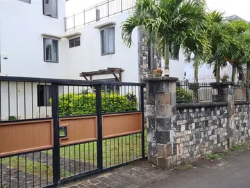 House In Q.Bornes, Avenue D'epinay