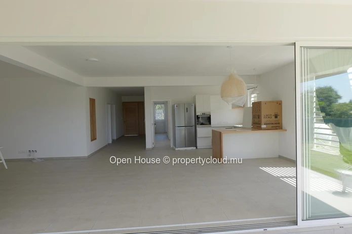 Furnished villa for rent in Forbach, 320m², 5 bedrooms, private pool, accessible to foreigners, rental with or withou...