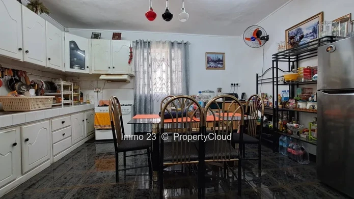 Apartment - 5 bedrooms - Rose Hill - Ref. AP78487VE