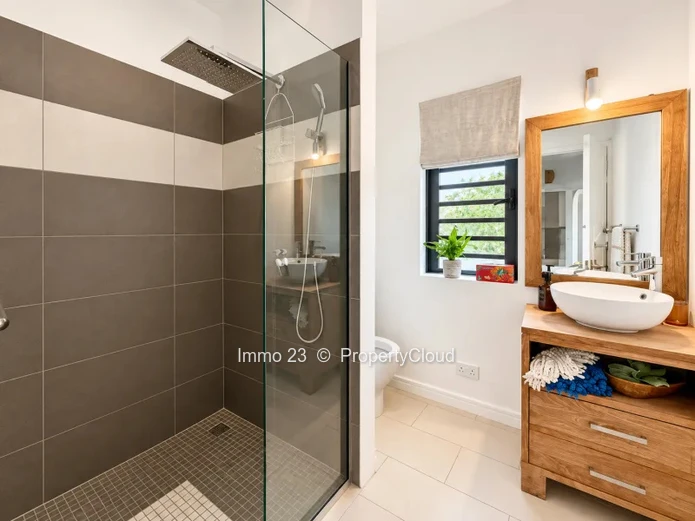 Apartments - 3 bedrooms - Trianon
