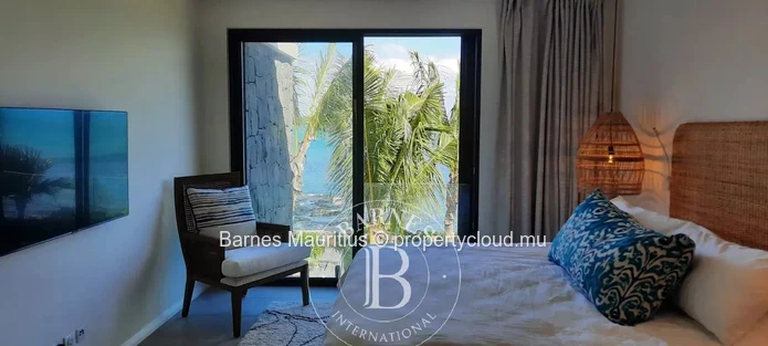 PEREYBERE - Appartement en front de mer - 3 chambres