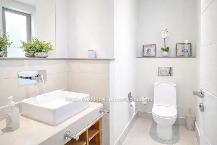 Luxury marina living 3-bed apartment with jaccuzi and rooftop