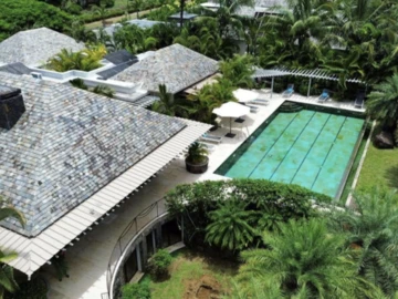 5 Bedroom Villa